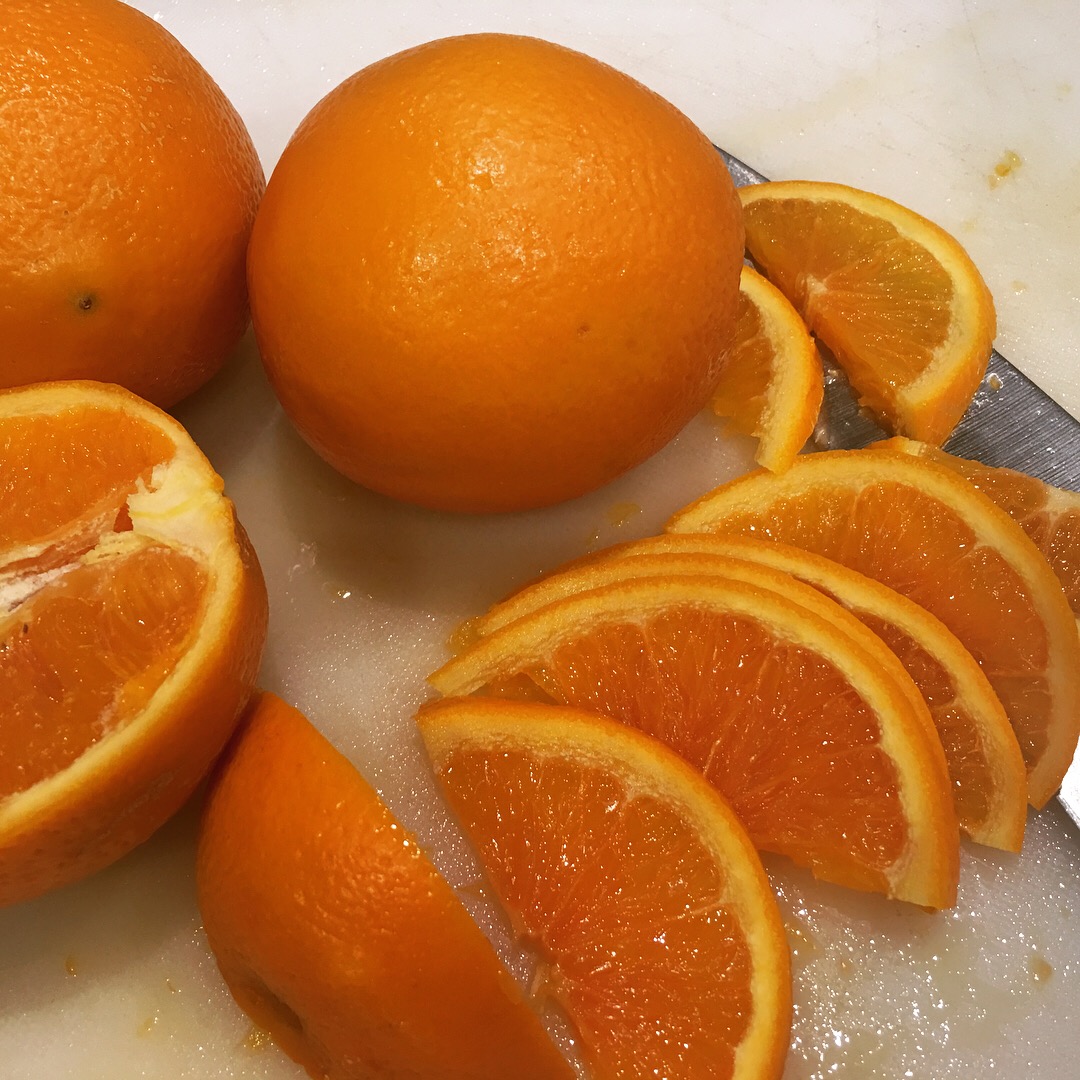 Seasonal Fruit-Herb Saladitas
